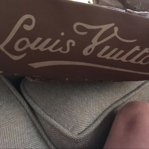 Louis Vuitton purse